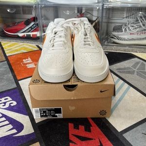 Nike Court Vision Low BRAND NEW !!!!!